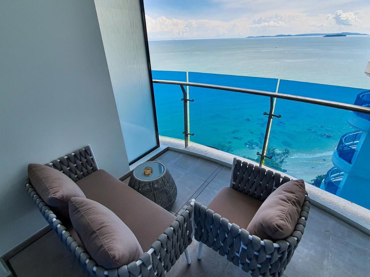 Howard Johnson Plaza By Wyndham Blue Bay سيهانوكفيل المظهر الخارجي الصورة