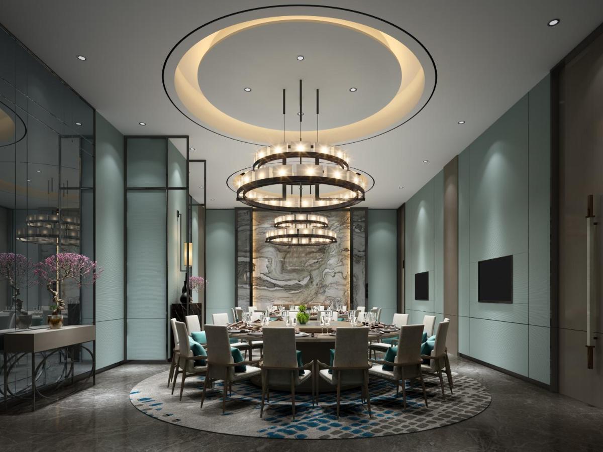 Howard Johnson Plaza By Wyndham Blue Bay سيهانوكفيل المظهر الخارجي الصورة